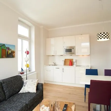 Eisberg 4 Mit Balkon Apartment *